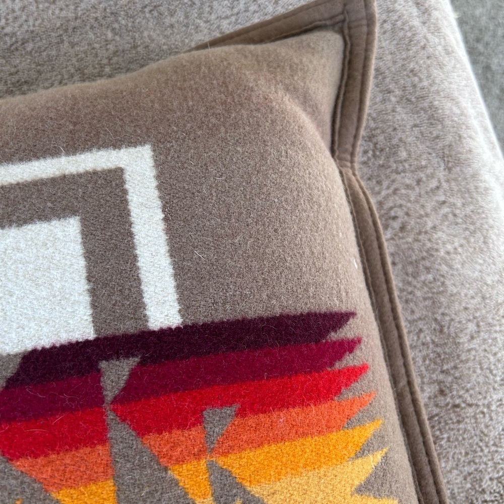 Pendleton Woolen Mills Chief Joseph wool decorative pillow. Nez Perce. Tribal. - Picture 5 of 16
